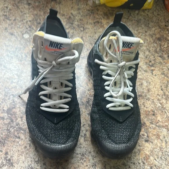 Off white x Nike Black and White Athletic Shoes - Picture 4 of 8